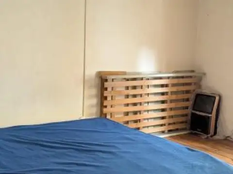 PH 1 y Entrepiso (2 Amb) Patio S/exp