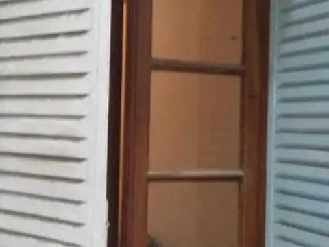 Depto Tipo Casa 2 ambientes con 1 baño
