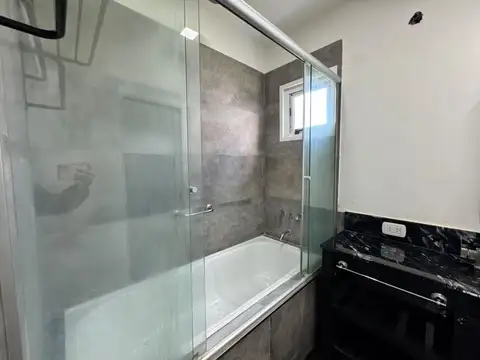 Casa en Venta y/o Alquiler amueblado, Barrio Haras Santa Maria, Loma Verde, Escobar