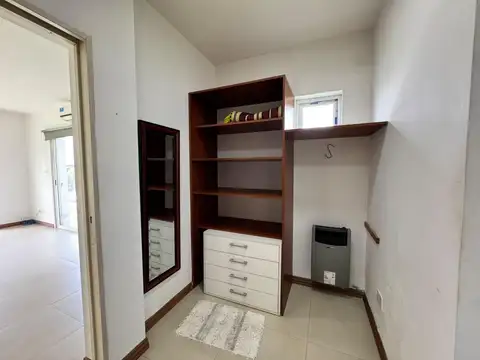 Casa en Venta en Haras Santa María, USD 199.000