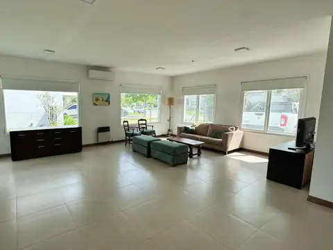Casa en Venta y/o Alquiler amueblado, Barrio Haras Santa Maria, Loma Verde, Escobar