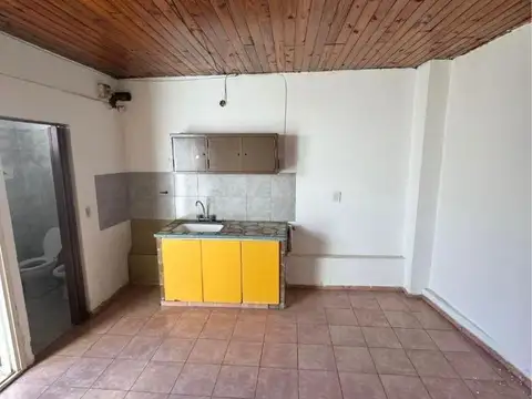DEPTO MONOAMBIENTE CON PATIO SECO CHICO