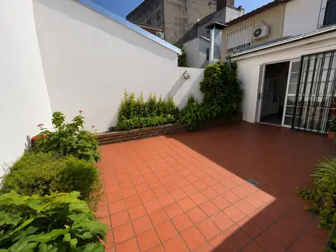 VENTA PH 4 AMBIENTES PATIO Y COCHERA SAAVEDRA SIN EXPENSAS