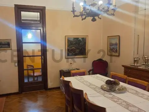 VENTA DEPARTAMENTO 4 Ambientes con Patio y Balcón en San Telmo