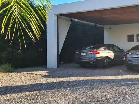 Casa en Venta en Nordelta El Golf, USD 1.950.000