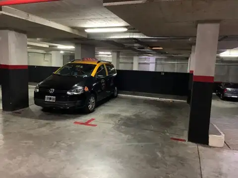 Bartolome Mitre 1400 Venta Cochera PB Cubierta, Toma Permuta