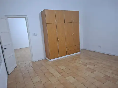 Avenida La Plata 600, Piso PB