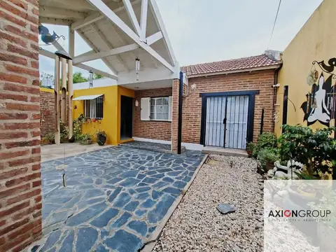 Casa en Venta con 1 cochera