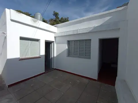 VENTA CASA UN DORMITORIO EN CRISOL