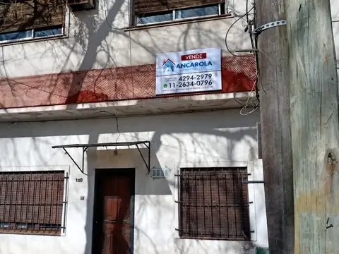 Juan José Castelli 1200, Piso 1