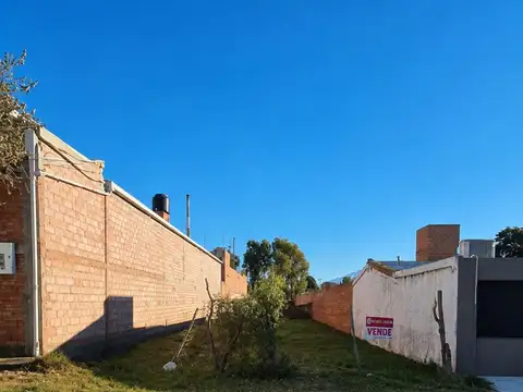 Lote en venta, San Luis. Barrio Edén