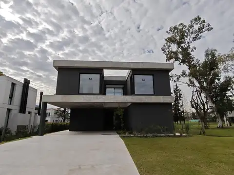 Casa en Venta en Manuel Alberti, USD 612.000
