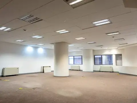 Oficina en Alquiler al Noreste