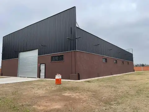 Galpon en Venta 75  mts Fondo