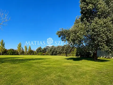 Terreno en Venta 50  mts Fondo