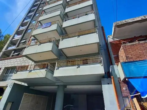 ALQUILER MONOAMBIENTE MUY LUMINOSO C/ AMENITIES Y BALCON