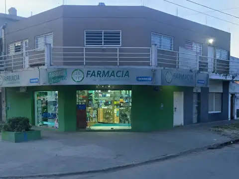 VENTA EN BLOCK 1 LOCAL Y 3 DTOS SOLANO OPORTUNIDAD
