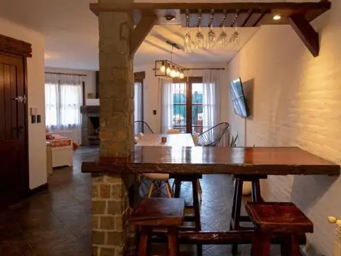 Casa en Venta con 1 cochera