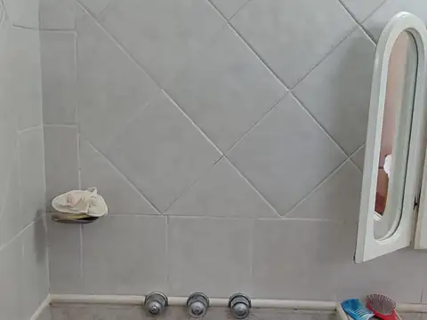 Depto Tipo Casa 2 ambientes con 1 baño