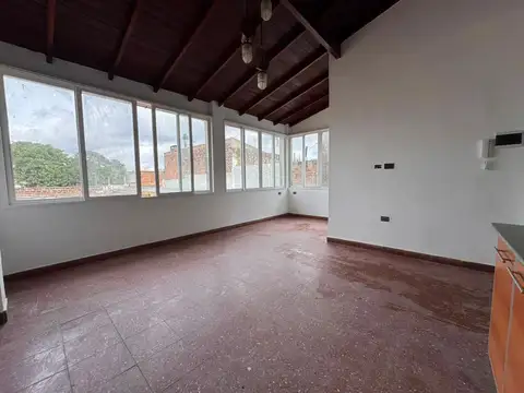 MONOAMBIENTE A ESTRENAR - V. TESEI, HURLINGHAM