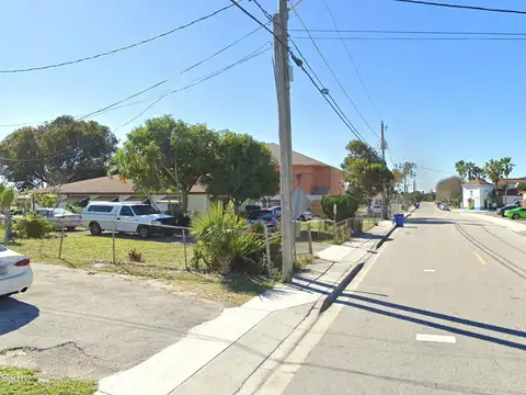 1444 W 28th St Riviera Beach