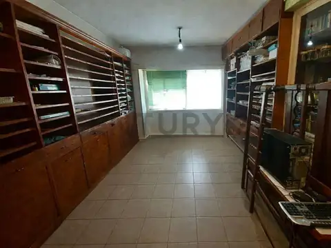 Venta Excelente OFICINA en Microcentro – Ideal inversión o uso profesional