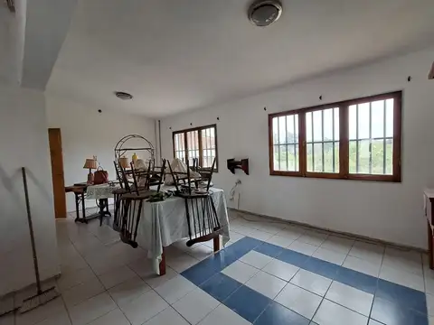 Casa en una planta en Lote 1800m2 Salsipuedes
