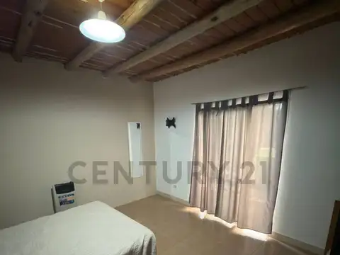 Casa 6 ambientes con 1 baño