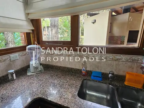 VENTA CASA TRIPLEX AMOBLADA CON 3 DORMITORIOS EN MAR AZUL