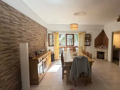 Depto Tipo Casa en Venta de 4 ambientes