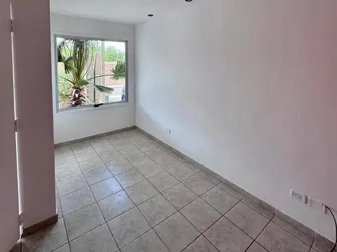 Departamento en Alquiler en Las Heras, $ 620.000