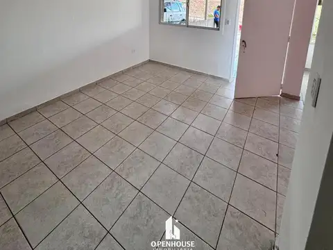 OPENHOUSE alquila hermoso dúplex en Barrio Villa Catalina