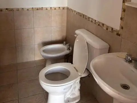 Casa en Alquiler al Oeste