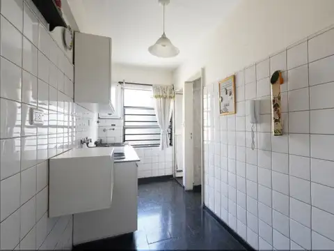 Doblas 100 , Piso 4