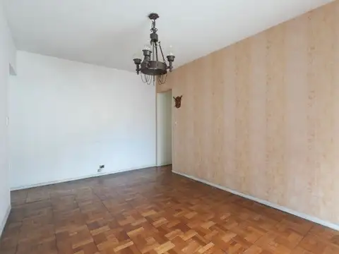 Venta Caballito Depto. 3 amb. c/ dependencia
