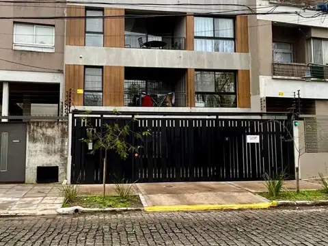 Cochera - OPORTUNIDAD - a mts, de Av. Centenario