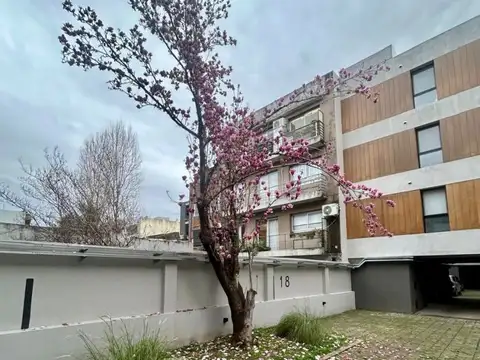Laprida 100