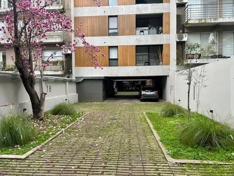 Cochera - OPORTUNIDAD - a mts, de Av. Centenario