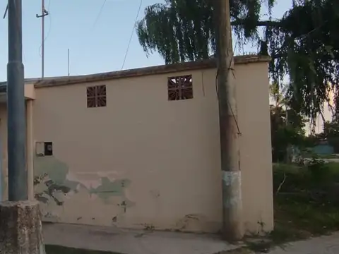 VENTA CASA + DEPARTAMENTO - ANGEL CASANELLO 4100