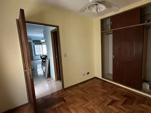 Depto Tipo Casa 2 ambientes con 1 baño