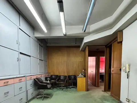 Oficina en Venta 50 años