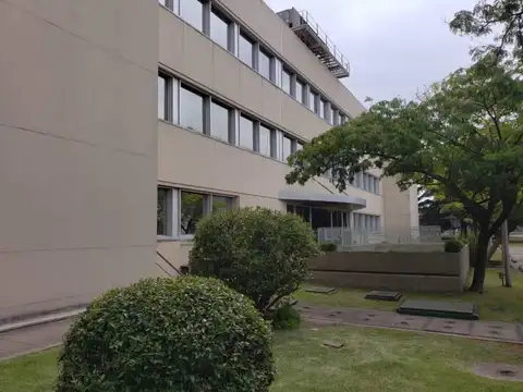 Alquiler oficina en Saavedra 1er piso(1500 m2)