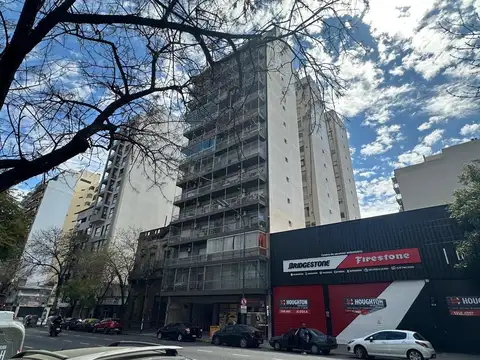 Departamento tres ambientes con balcón