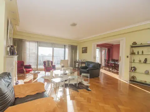 Departamento en Venta con 1 cocheras