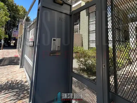 Olavarria 100, Piso 1