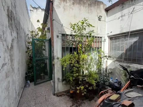 Terreno en Venta 30  mts Fondo
