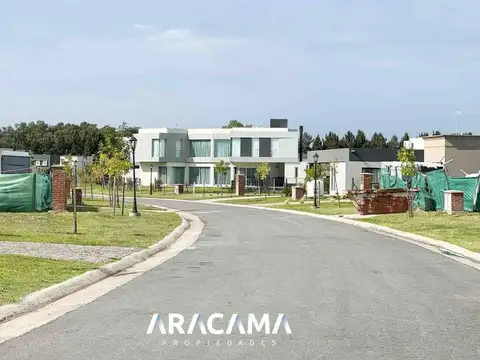 Terreno en Venta en Tristan Suarez, USD 32.000