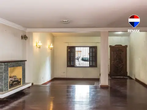 CASA 4 DORMITORIOS VENTA MACROCENTRO SALTA