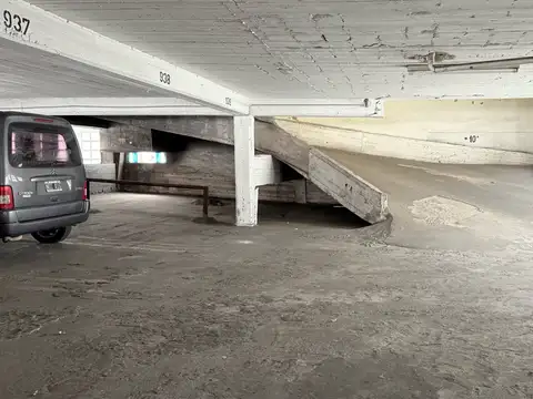 Cochera fija cubierta 