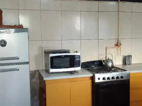 Depto Tipo Casa en Venta en Bernal Oeste, USD 45.000